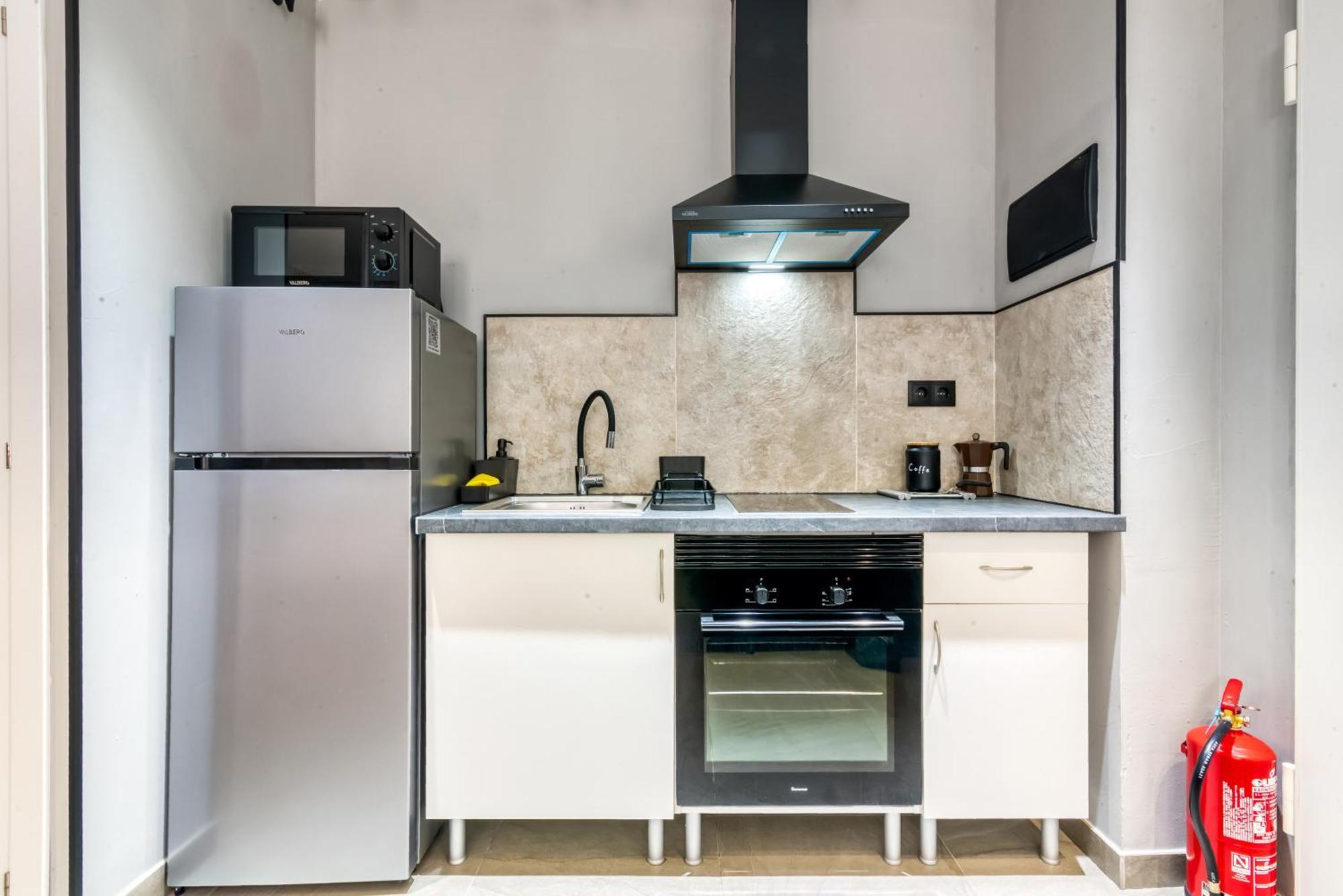 City Scape Suites Valencia Buitenkant foto